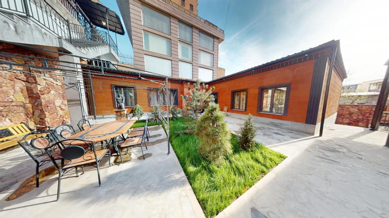 יירבאן Aspar Boutique Hotel מראה חיצוני תמונה