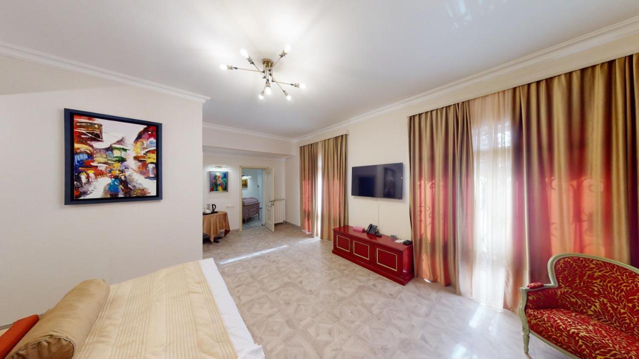 יירבאן Aspar Boutique Hotel מראה חיצוני תמונה