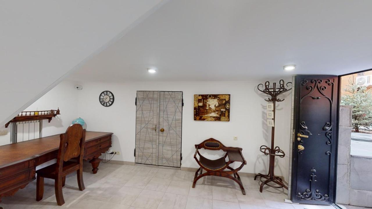 יירבאן Aspar Boutique Hotel מראה חיצוני תמונה