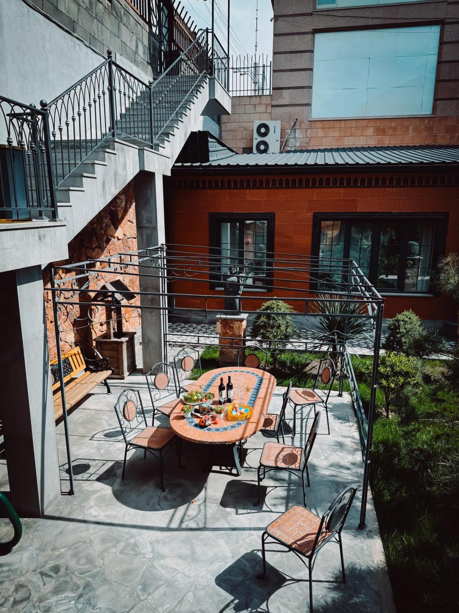 יירבאן Aspar Boutique Hotel מראה חיצוני תמונה