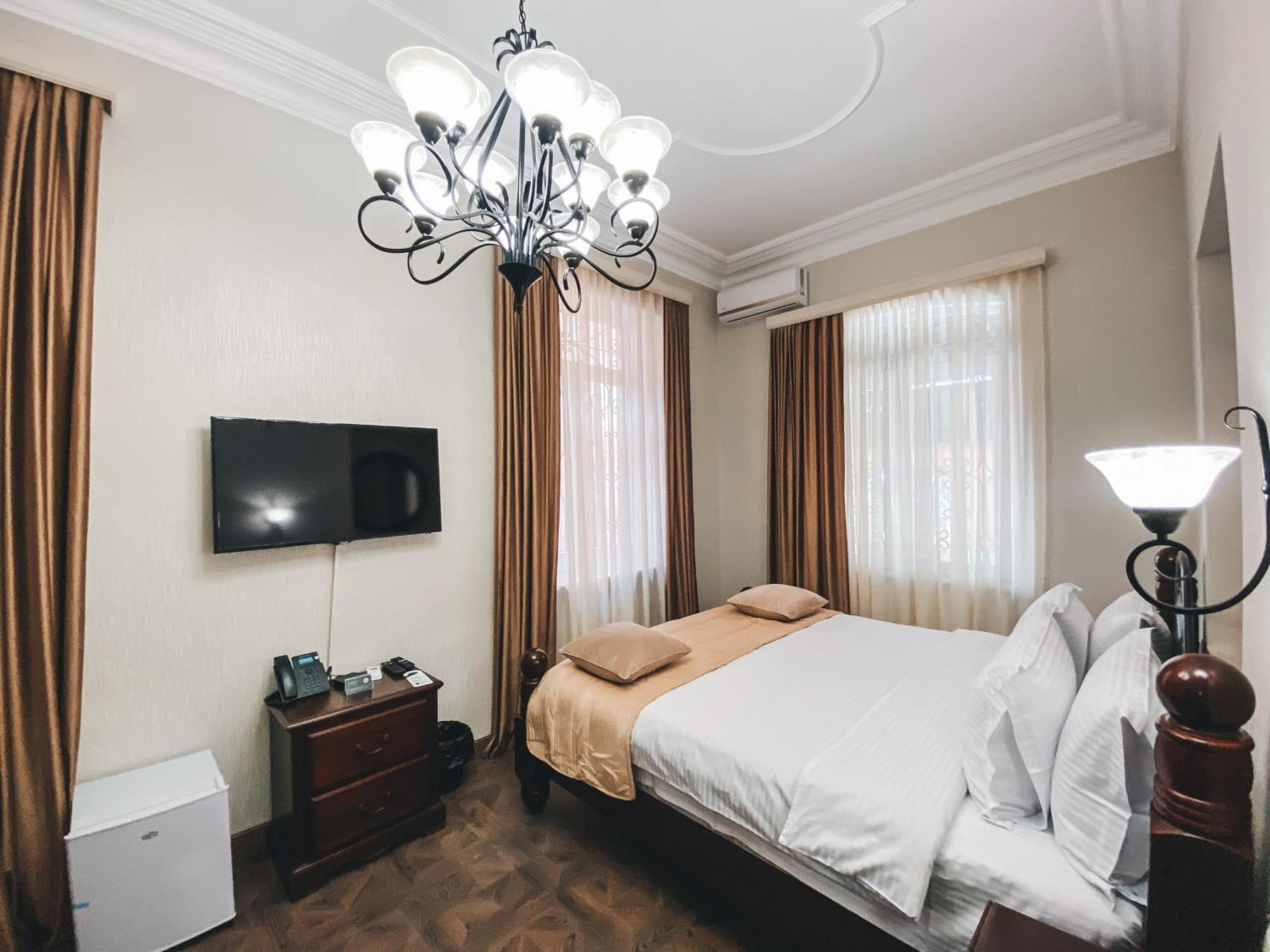יירבאן Aspar Boutique Hotel חדר תמונה